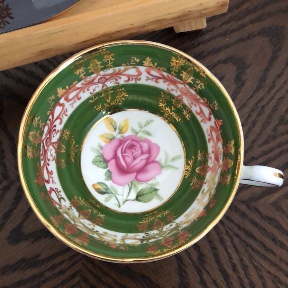 Mix of colours - Picture 3 of 5